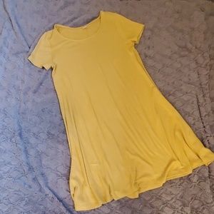 Short sleeve swing dress